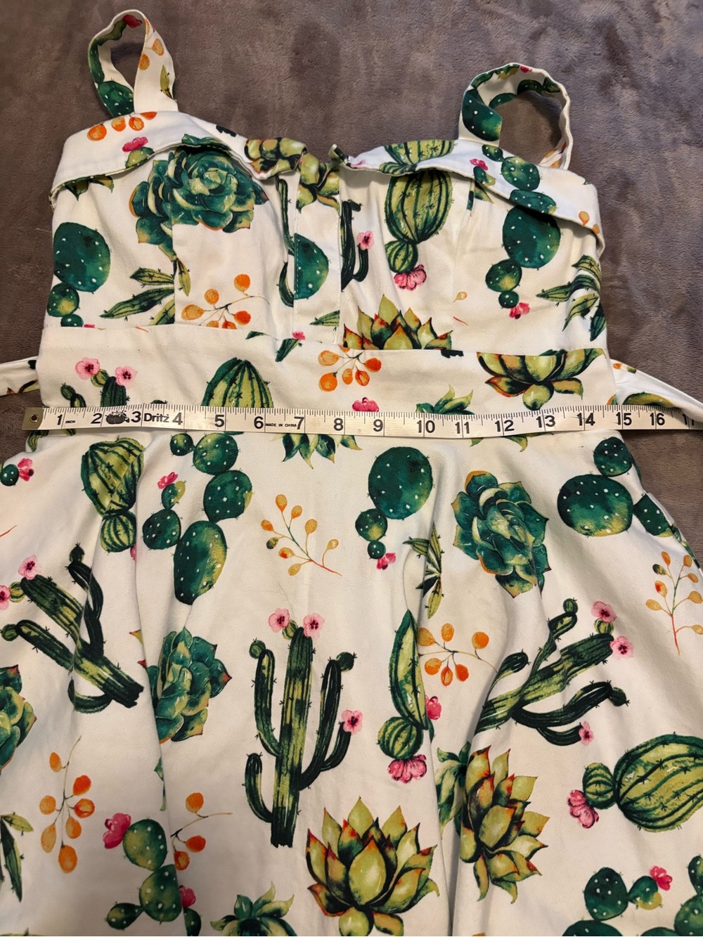 White Cactus-Print Sleeveless Mini Dress with Green Botanical Motif - Picture 9 of 12